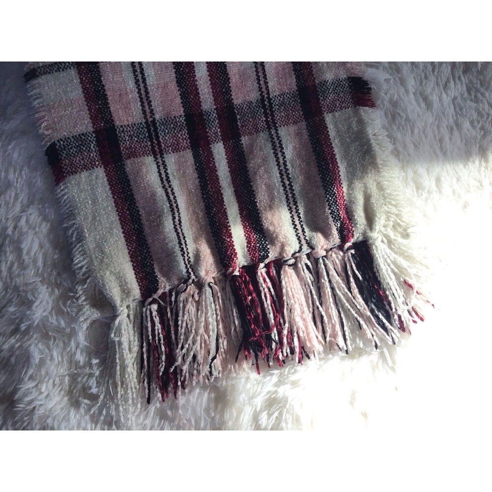 Style & Co Chenille Plaid Fringe Trim Scarf Pink White Velour Tartan Winter - Picture 3 of 4